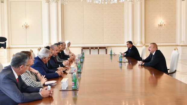 İlham Əliyev Mustafa Şentopu qəbul etdi - FOTO