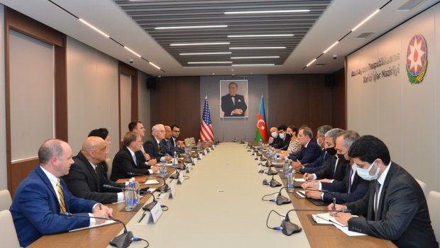 ABŞ-Azərbaycan əlaqələrinin inkişafı məsələsi müzakirə edildi - FOTO