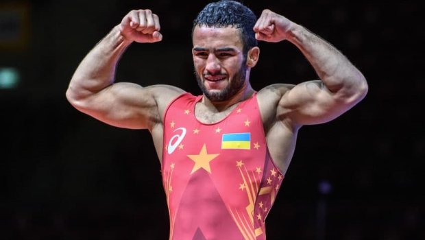 Tokio-2020: Azərbaycanlı güləşçi finala vəsiqə qazandı