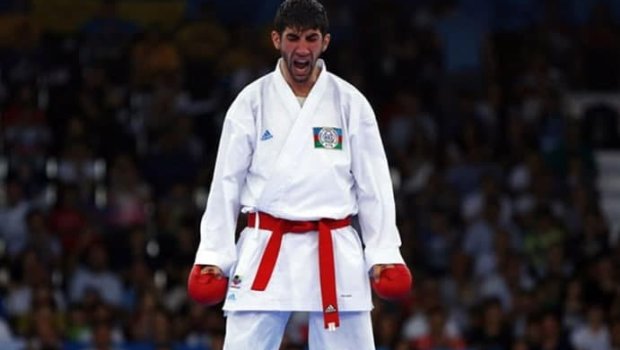 Azərbaycan karateçisi Firdovsi Fərzəliyev Tokioda ilk qələbəsini qazandı