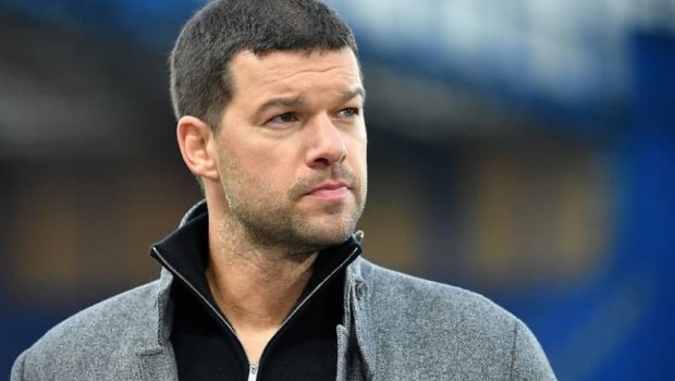 Tanınmış futbolçunun oğlu avtomobil qəzasında öldü