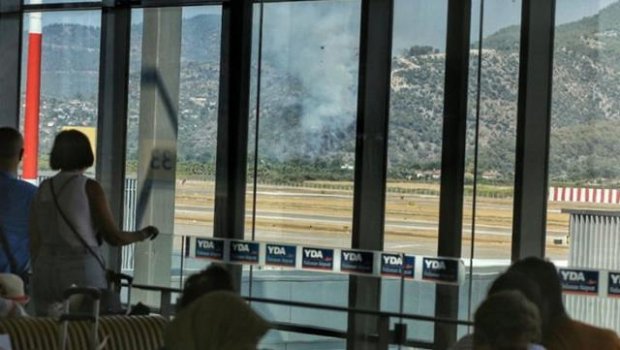 Türkiyədə hava limanı yaxınlığındakı yanğın SÖNDÜRÜLDÜ
