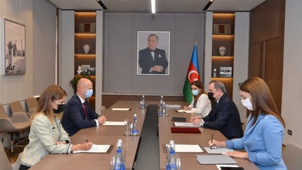 Ceyhun Bayramov UNICEF-in Azərbaycandakı yeni nümayəndəsi ilə görüşdü - FOTO