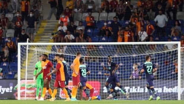 “Qalatasaray” Avropa Liqasında pley-offa yüksəldi - VİDEO