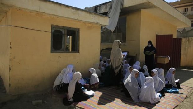 “Taliban” Əfqanıstanı ev-ev gəzərək, 12 yaşlı qız uşaqlarını axtarır - FOTO