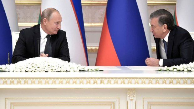 Putin özbəkistanlı həmkarı ilə Əfqanıstandakı vəziyyəti müzakirə etdi