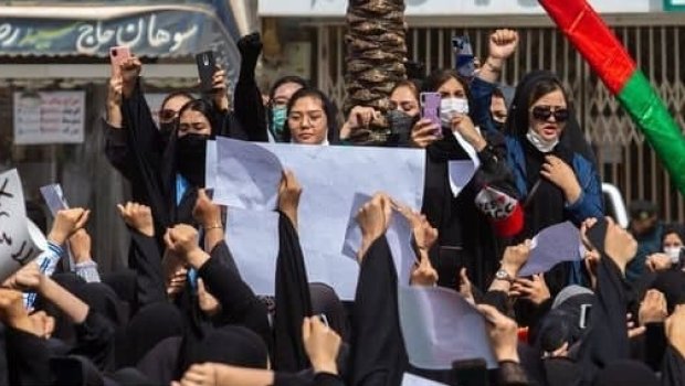 Əfqan qadınlar “Taliban”a etiraz etdi - FOTO
