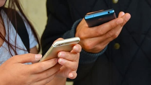10 ildən sonra smartfonlar tamamilə lazımsız olacaq - EKSPERT