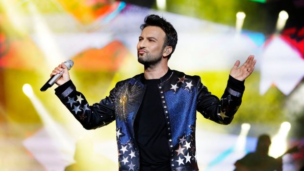 Tarkan ailə fotosunu paylaşdı - FOTO