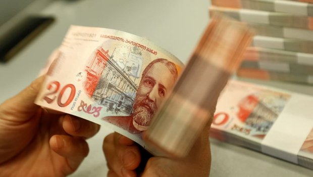 Gürcüstanda peyvənd olunanlara pul veriləcək?