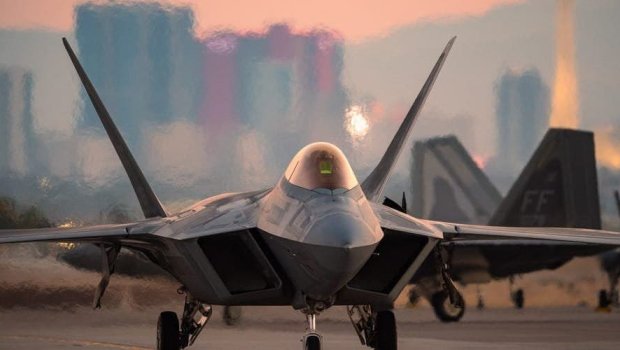F-22 “Raptor” qırıcı parkı tamamilə yeniləri ilə əvəzlənir - FOTO