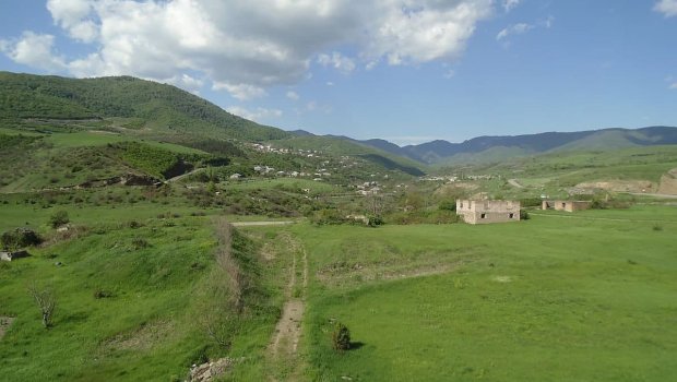 Əskiparanı ermənilər geri qaytarır – Azərbaycan bayrağı üçün DİRƏK qoyuldu –FOTOFAKT