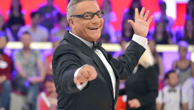 Erbil özündən 40 yaş kiçik sevgilisi ilə görüntüləndi - FOTO