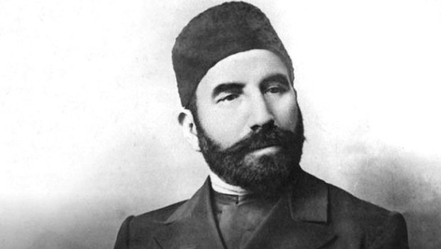 Bakıda Hacı Zeynalabdin Tağıyevin heykəli ucaldıldı – FOTO