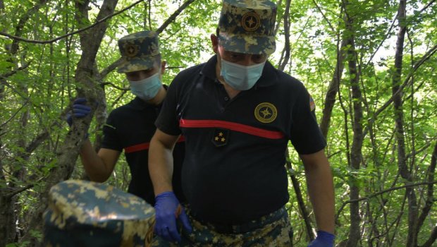 Hadrutda daha 2 erməni hərbçisinin meyitinin qalıqları tapıldı