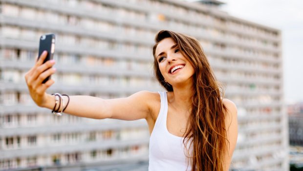 Tez-tez selfi çəkmək ehtiyacı ruhi xəstəlikdir? - ARAŞDIRMA