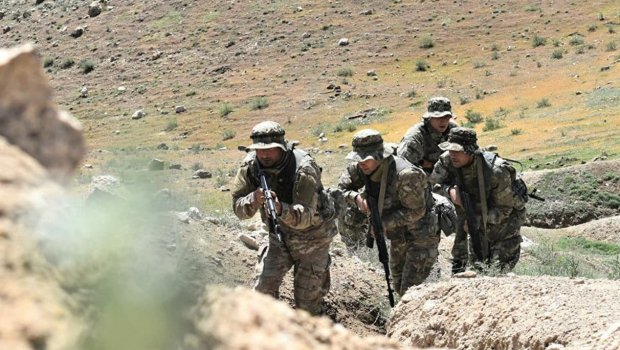 Ermənistanın xüsusi təyinatlıları Azərbaycanla sərhəddə gətirildi – SAVAŞ BAŞLAYIR?