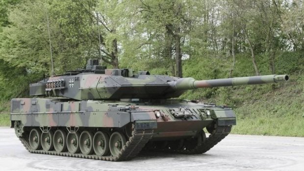Almaniya ordusuna ilk modernləşdirilmiş “Leopard 2A7V” tankları verildi - FOTO
