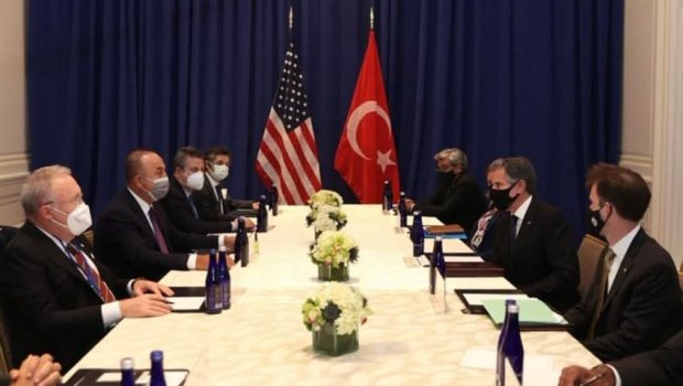 Mövlud Çavuşoğlu ABŞ dövlət katibi ilə Qafqazdakı vəziyyəti müzakirə etdi
