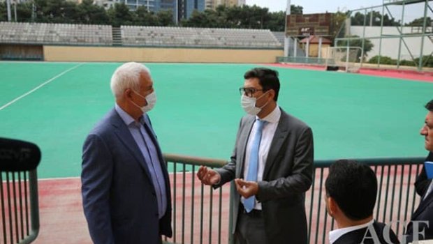 Fərid Qayıbov Güləş Federasiyasının işi ilə tanış oldu