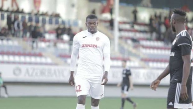 FIFA afrikalı hücumçunun 