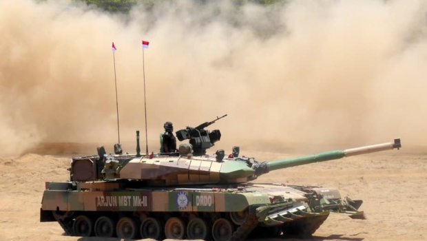 118 tank sifarişi verilib - Hindistan müharibəyə hazırlaşır? - VİDEO  