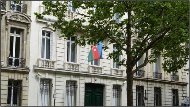 Ermənilər Azərbaycan səfirliklərinə qarşı təxribata başlayıblar - FOTO