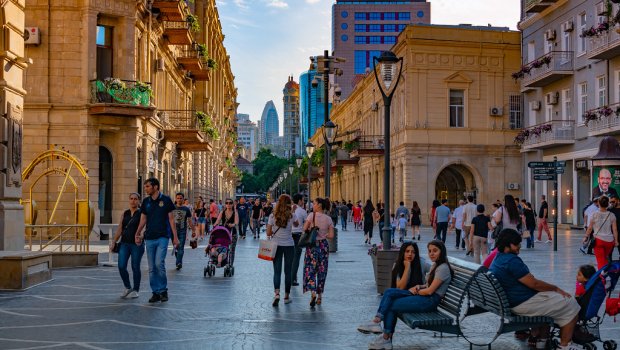 Azərbaycanlılar geyinməyi nə qədər sevir? – RƏSMİ RƏQƏMLƏR