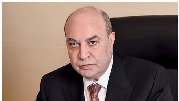 Eldar Həsənovun məhkəməsində səfirliyin sabiq maliyyə mütəxəssisi dindirildi