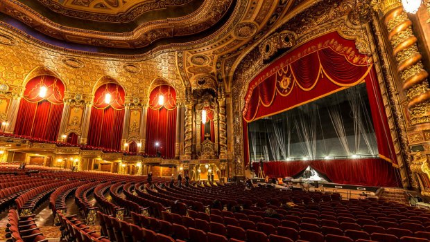 Bu gündən teatr və kinoteatrlar AÇILIR