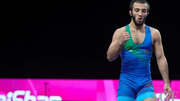 Azərbaycan güləşçisi yarımfinala yüksəldi – DÜNYA ÇEMPİONATINDA 