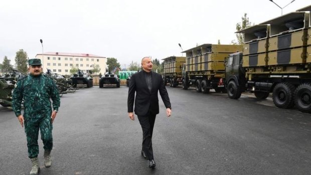 Prezident Cəbrayılda hərbi hissə kompleksinin açılışında iştirak etdi