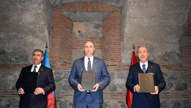 Azərbaycan, Türkiyə və Gürcüstan müdafiə nazirləri nələri müzakirə ediblər? - DETALLAR - FOTO