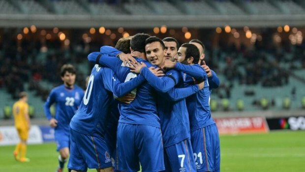 Millimizin 3 futbolçusu koronavirusa yoluxdu 