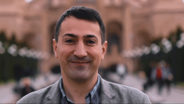 Erməni jurnalistdən ETİRAF: “Dünyadan dilənərək yığdıqlarımızı, Qarabağ erməniləri oğurlayır”