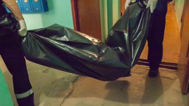 Bakıda mənzildə qadın meyiti tapıldı