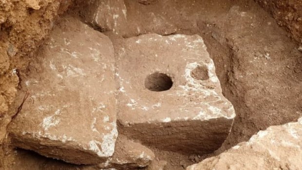 İsraildə arxeoloqlar təxminən üç min illik tualet tapdılar