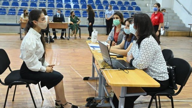 Bu təhsil müəssisələrinə işə qəbul üzrə vakansiya seçimi BAŞLAYIR - FOTO 