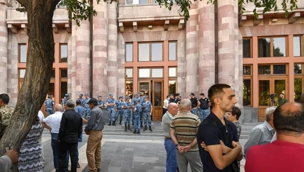 Qarabağdan gedən ermənilər: 