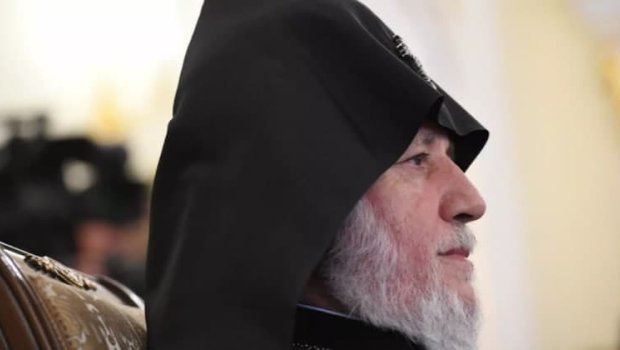 Erməni katolikosu yenə Rusiyanın köməyinə ümid edir – Paşazadə ilə GÖRÜŞÜN DETALLARI 