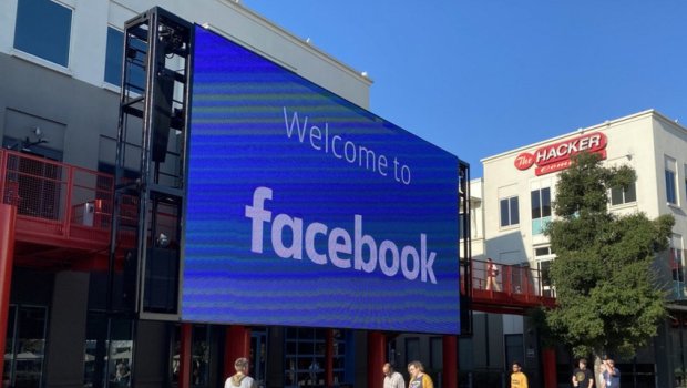 Facebook İslam İnqilabı Keşikçiləri Korpusunun saxta hesablarını blokladı