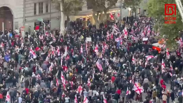 Tbilisidə Saakaşvili tərəfdarlarının mitinqi başladı – ÖZƏL VİDEO