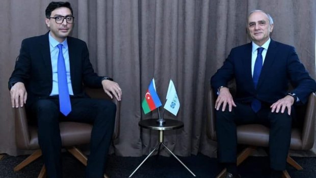 Gənclər və idman naziri GUAM-ın baş katibi ilə görüşdü