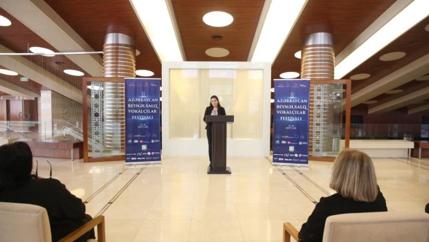 II Azərbaycan Beynəlxalq Vokalçılar Festivalı konfransla başladı - FOTO 