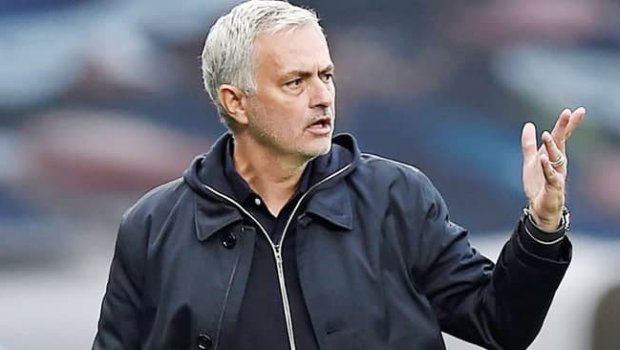 Mourinyo futbolçularını ən ağır sözlərlə təhqir etdi