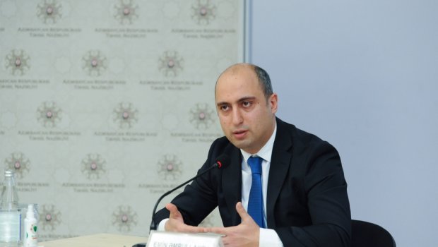 Təhsil naziri “Yüksəliş” müsabiqəsinin qalibinə təcrübə keçəcək - FOTO
