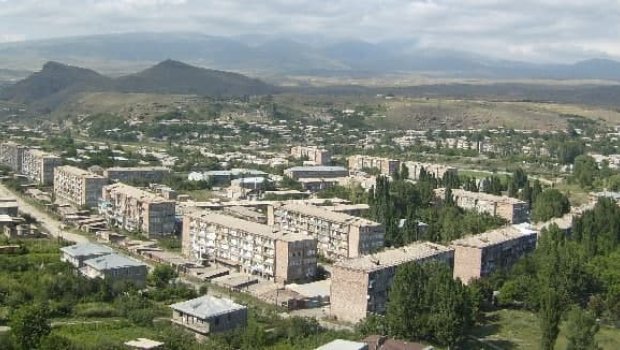 “Bəlkə Sisyanı da türklərə veribsən?” – Sabiq mer müdafiə naziri Arutyunyana sual verdi