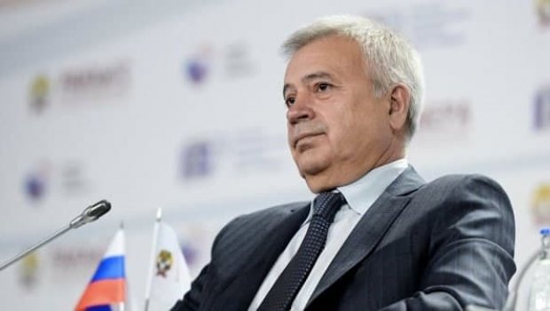Azərbaycanlı iş adamının şirkətinin səhmlərinin qiyməti xeyli artdı