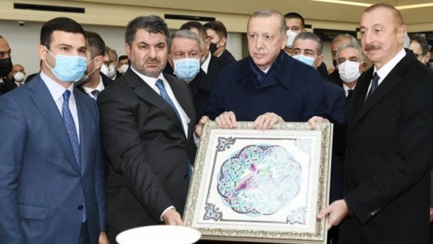 Əliyevlə Ərdoğana Cocuq Mərcanlıdakı 2 layihə barədə məlumat verildi - FOTO 