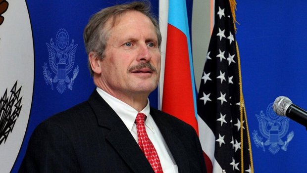 Amerikalı səfir: “İlham Əliyev sülh məsələsində qəti fikrə malikdir”